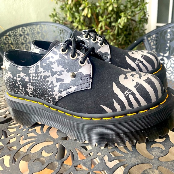 Platform shoes - Picture 1 of 4
